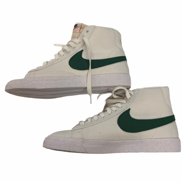 Nike Shoes - Women’s Nike Blazer Mid ‘77 Canvas Sneakers